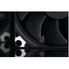 NF-A9x14 HS-PWM chromax.black.swap Premium Quiet Slim Fan 92mm Case Fan (Black) - afbeelding 5