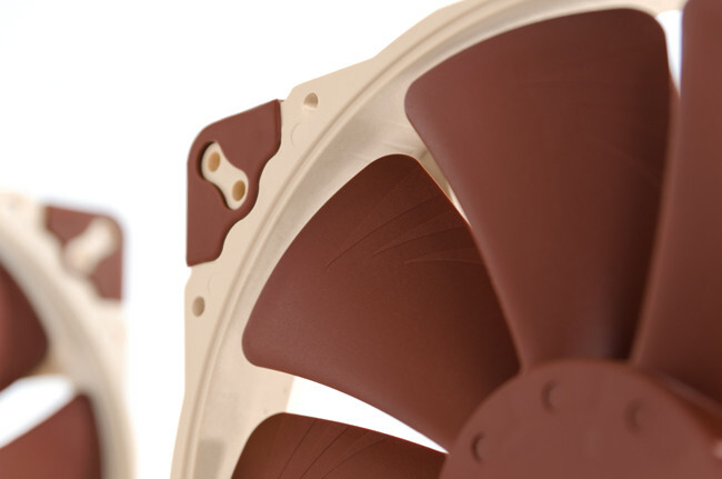 Noctua nf a20 5v pwm 200 mm 4 orig - Noctua NF-A20 5V PWM Premium Quiet Fan - 200mm Case Fan