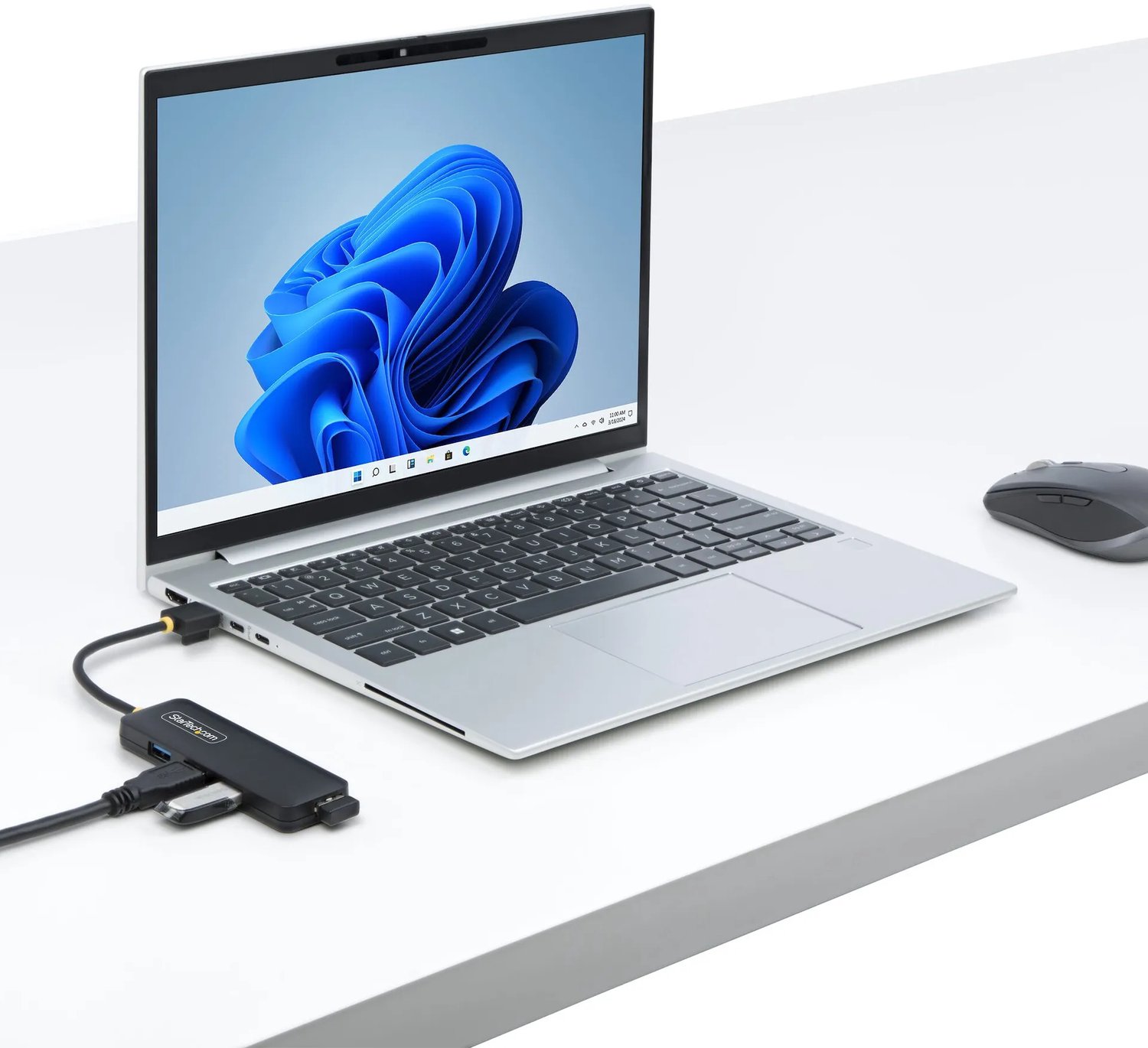 Startech com 4 port usb a hub 5gbps 7 orig - StarTech.com 4-Port Hub, 5Gbps, Bus Powered, USB-A USB-hub (zwart)