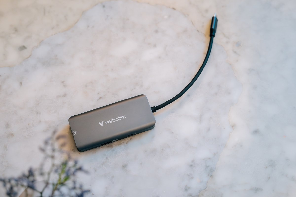 Verbatim hub adapter 3xusb a 3 2 3 orig - Verbatim Hub Adapter 3Xusb-A HDMI 3.2 RJ45 Voor Laptop USB-C USB-hub