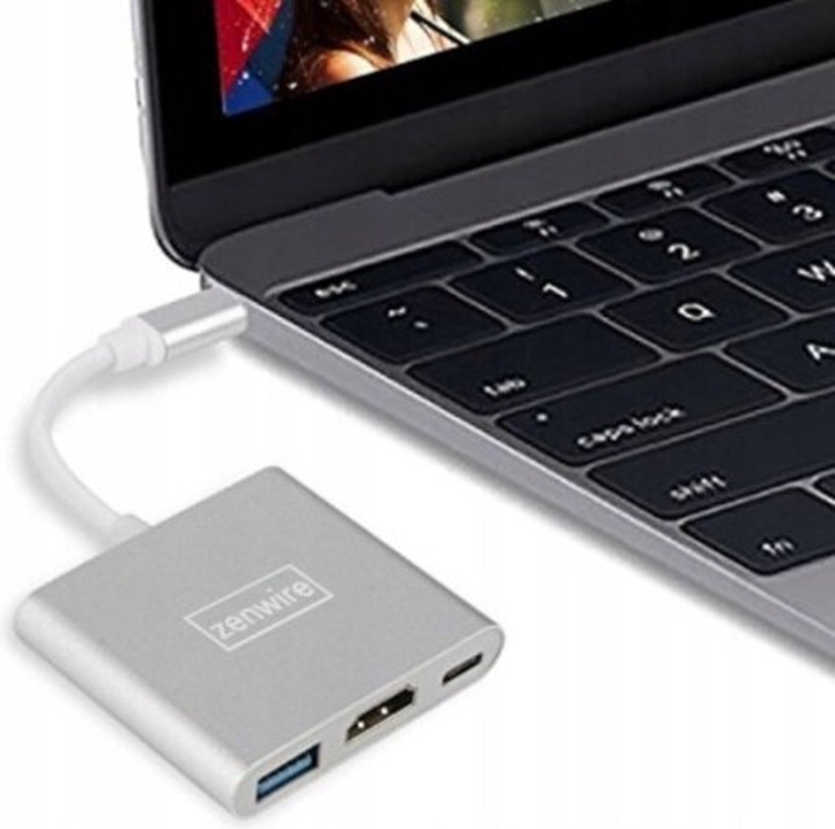 Zenwire 3 in 1 usb c hub 7 orig - Zenwire USB-C Dockingstation