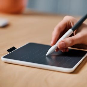Wacom intuos one medium grafische ta 4 orig - Wacom CTC6110WLW1B 216x135 mm Tekentablet (wit)