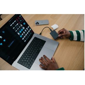 Store 'n' Go Mini Diamond USB-C Portable SSD 1TB - afbeelding 3