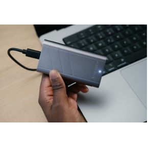 TurboMetal USB4 2TB externe SSD met 3700 MB/s leesnelheid - afbeelding 4