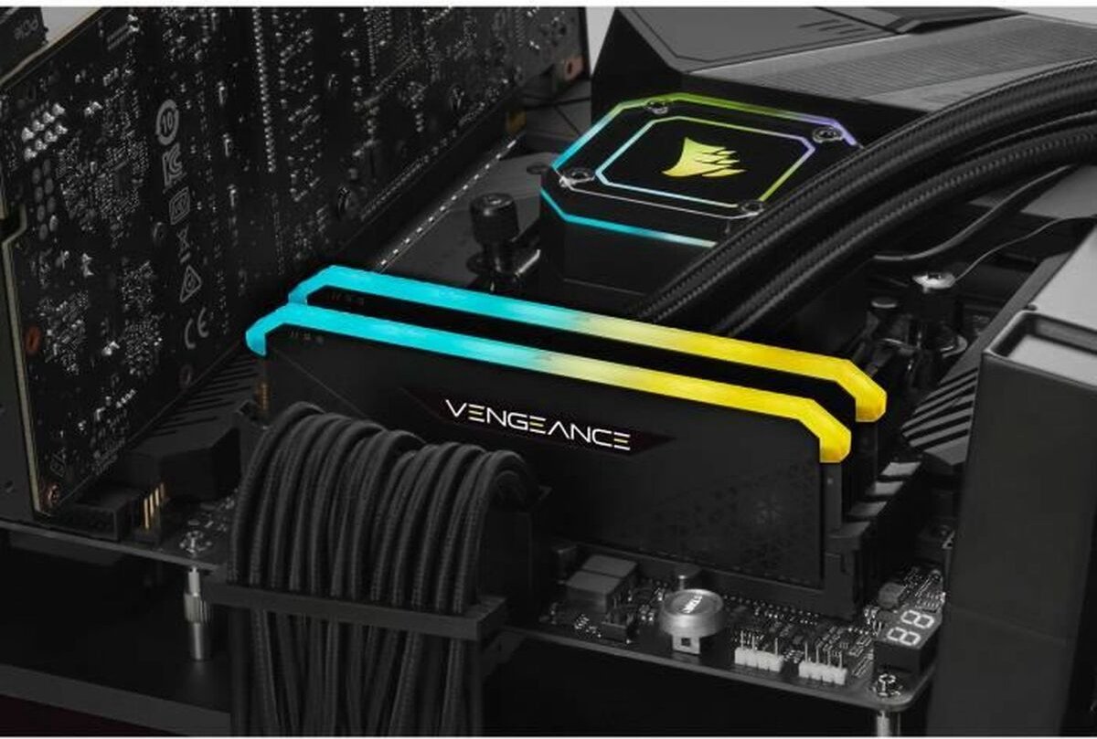 VENGEANCE RGB RS 16GB (2x8GB) DDR4 3600MHz C18 Memory Kit - afbeelding 3