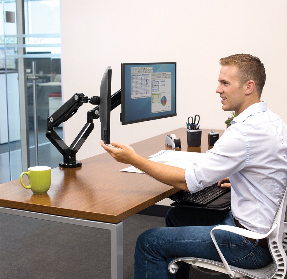 Fellowes platinum monitor arm 2 scherme 9554462 7 orig - Fellowes Platinum Monitor Arm 2 voor 2 schermen tot 32" Bureausteun