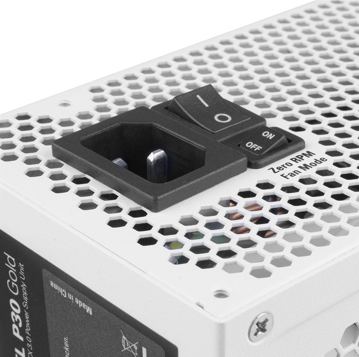 Sharkoon Rebel P30 Gold 1000W White - Voeding - Atx12V 3.0 - 80 Plus Gold - - afbeelding 2