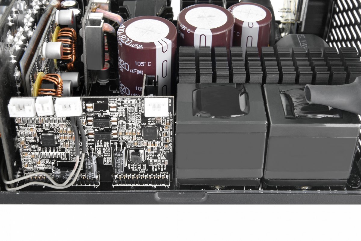 Toughpower TF3 1550W Voeding (Black) - afbeelding 6